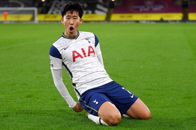 Son gia nhập Tottenham với hợp đồng kéo dài tới năm 2025