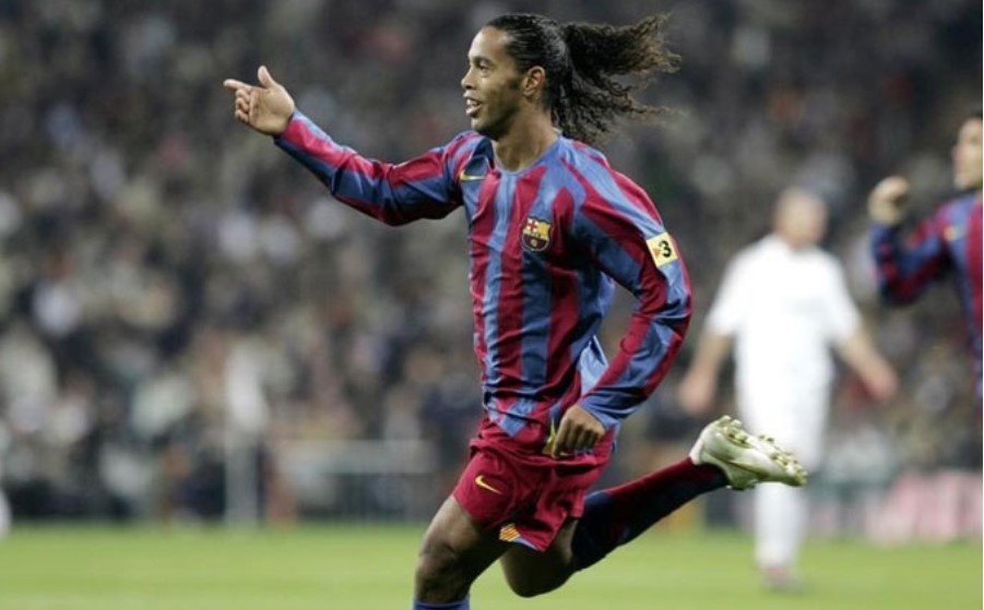 Sự nghiệp cầu của Ronaldinho ra sao?